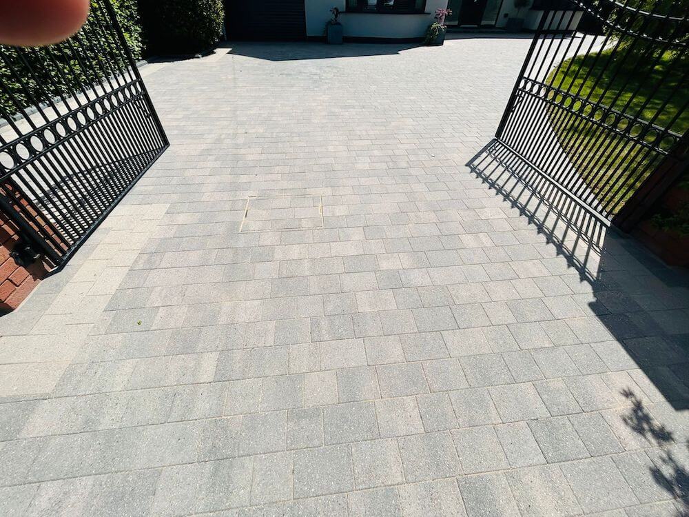 Driveway cleaning in Liverpool, Sefton, Bootle, Anfield